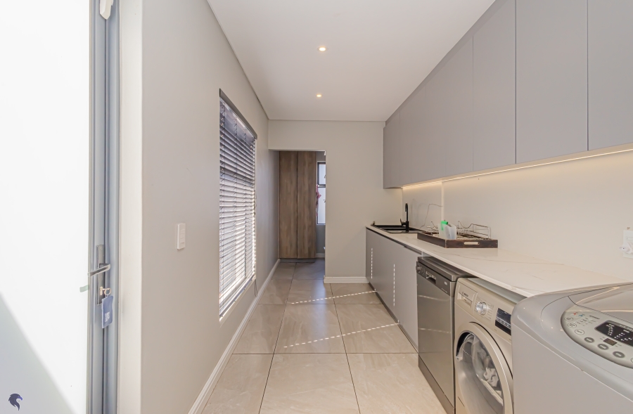 3 Bedroom Property for Sale in Langebaan Country Estate Western Cape